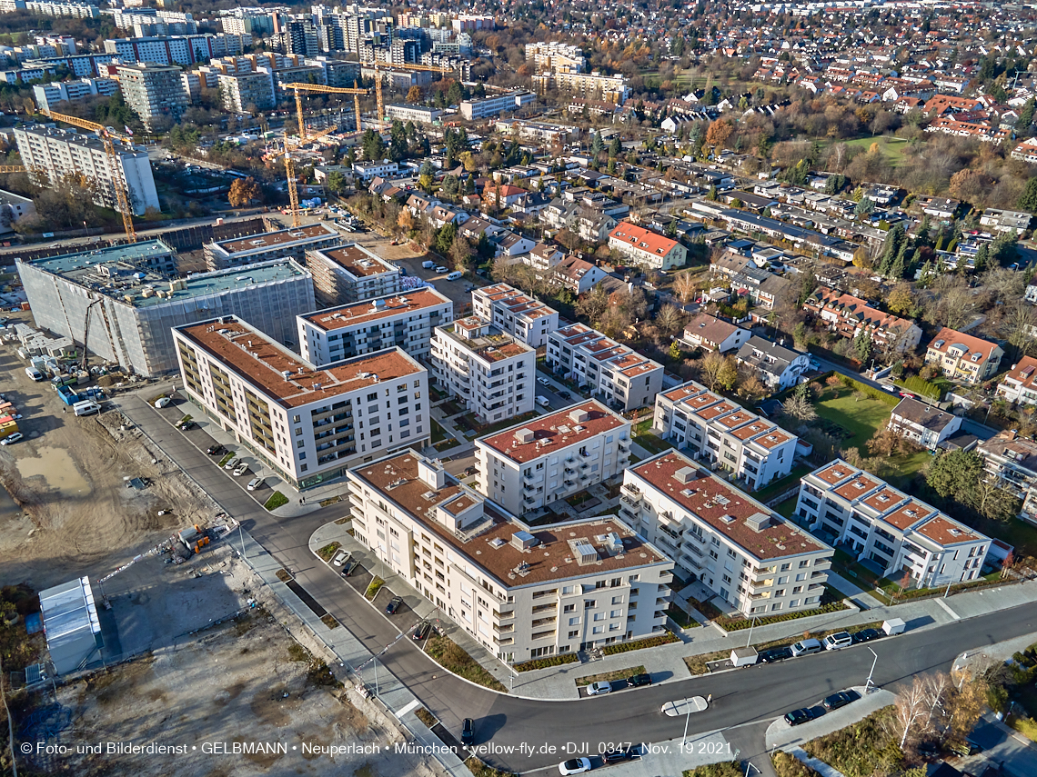 19.11.2021 - Luftbilder von der Baustelle Alexisquartier und Pandion Verde in Neuperlach